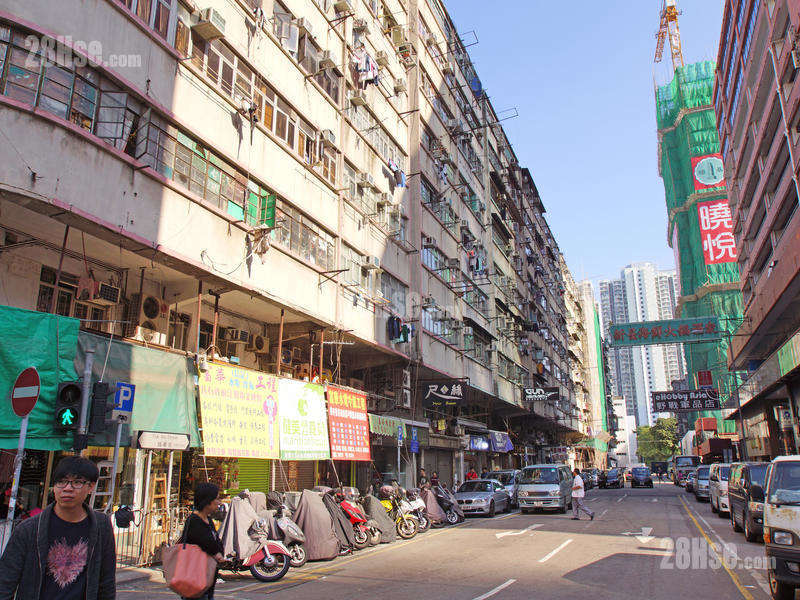 晓悦 主题大厦 从福华街远观项目