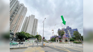 Novo Land 1A期 周邊大廈: 寶田邨 (圖片左方), 項目位於綠色箭嘴部分