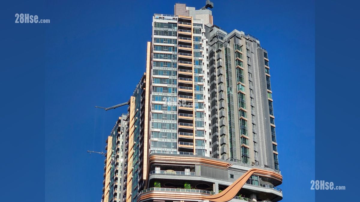 天璽天 2期 主題大廈 項目頂層部分  (從協調道觀看)