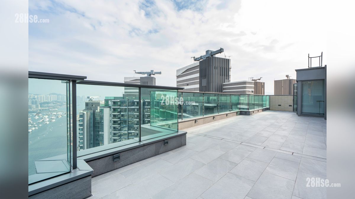 Double Coast III 示范单位 天台部分