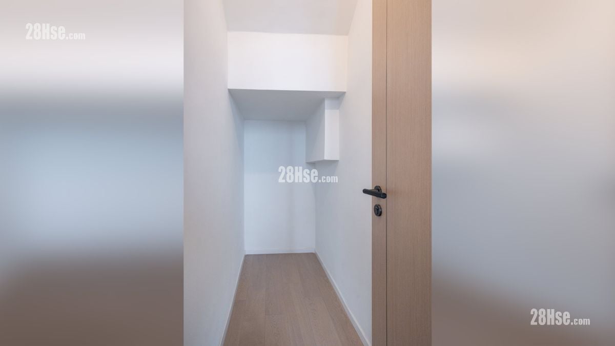 Double Coast III 示范单位 储物房部分