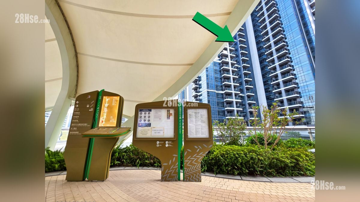 Double Coast III 附近设施 项目 (绿色箭嘴部分) 附近设有启德空中花园