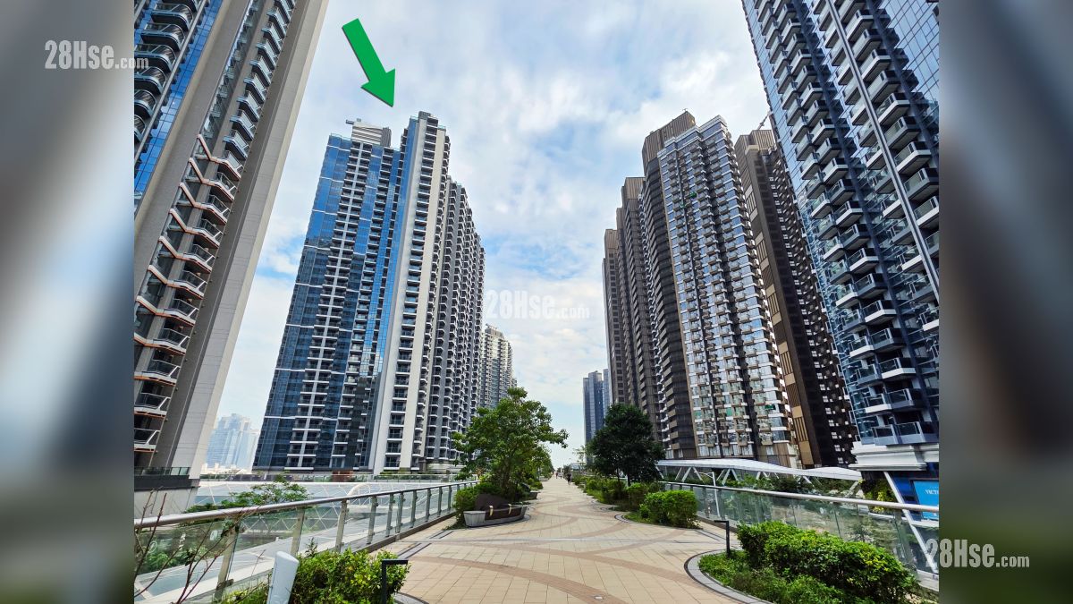 Double Coast III 周边大厦 项目 (绿色箭嘴部分) 附近的 KT Marina 启德海湾, Pano Harbour 澐璟, 维港‧湾畔 Victoria Voyage