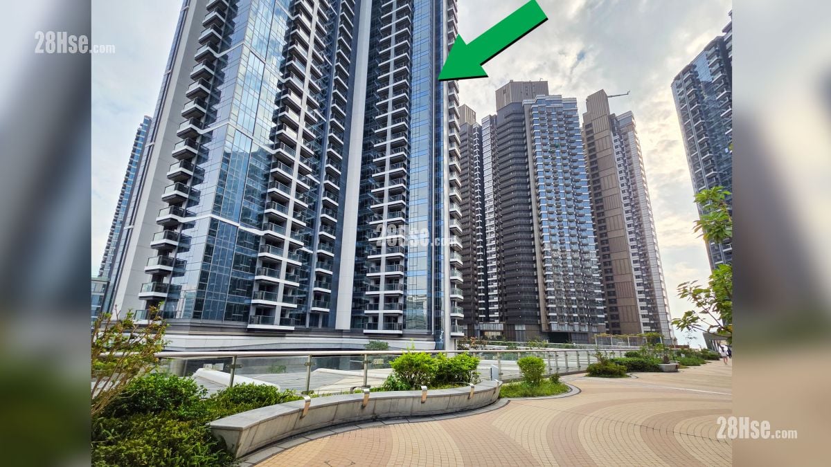 Double Coast III 屋苑设施环境 从启德空中花园观看项目 (绿色箭嘴部分) 