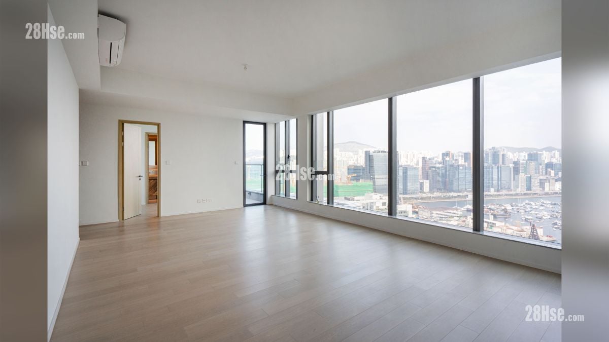 Double Coast III 示范单位 从客厅部分观看