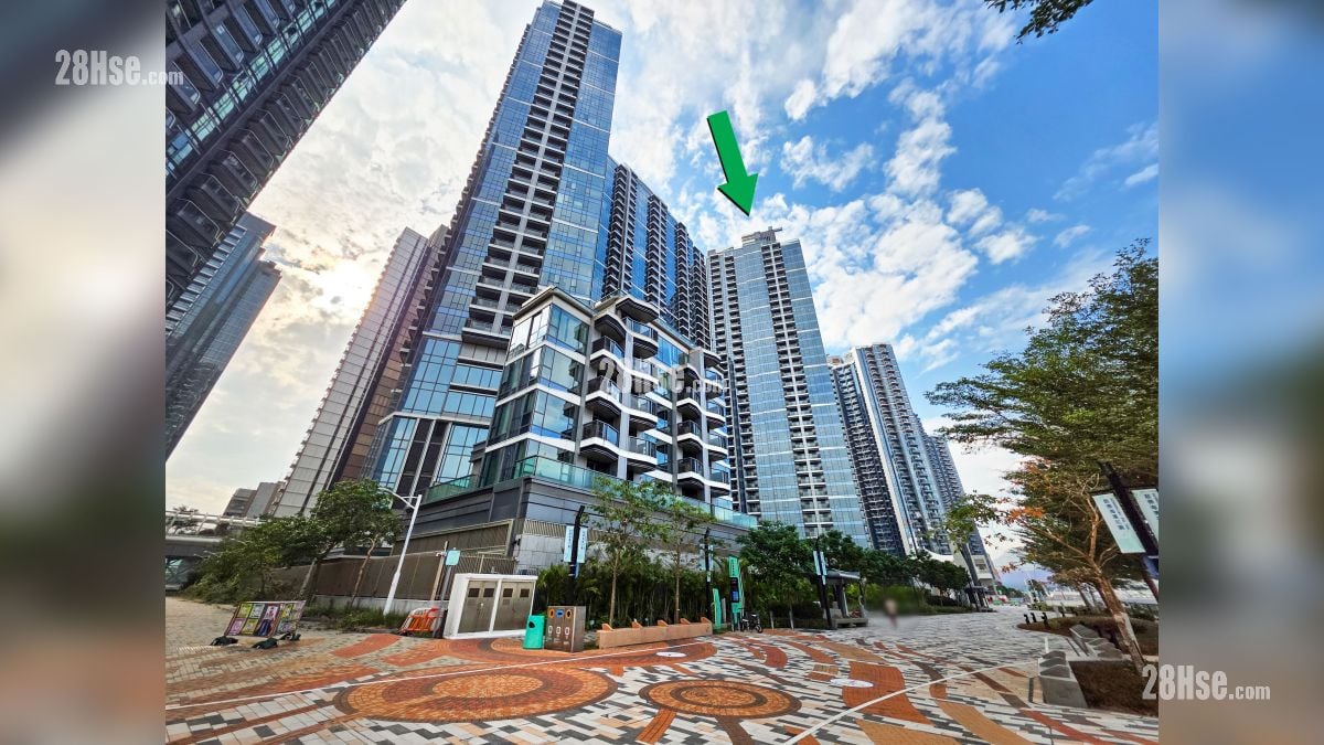 Double Coast III 屋苑设施环境 从启德海滨长廊观看项目 (绿色箭嘴部分) 