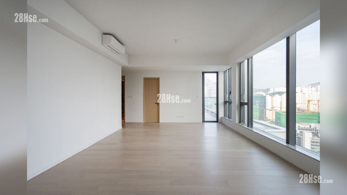 Double Coast III 示范单位 从客厅部分观看