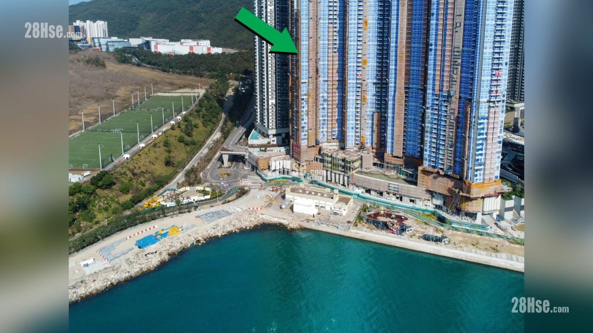 海瑅湾 II 屋苑设施环境 从将军澳跨湾大桥观看, 项目位于绿色箭嘴部分