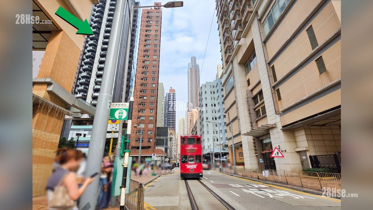 海嵎 交通配套 項目 (綠色箭嘴部分) 外的吉席街設有電車站 (堅尼地城總站)