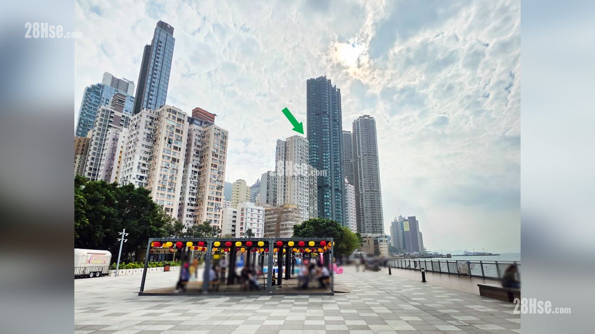 海嵎 附近設施 卑路乍灣海濱長廊, 距離項目 (綠色箭嘴部分) 約 500 米