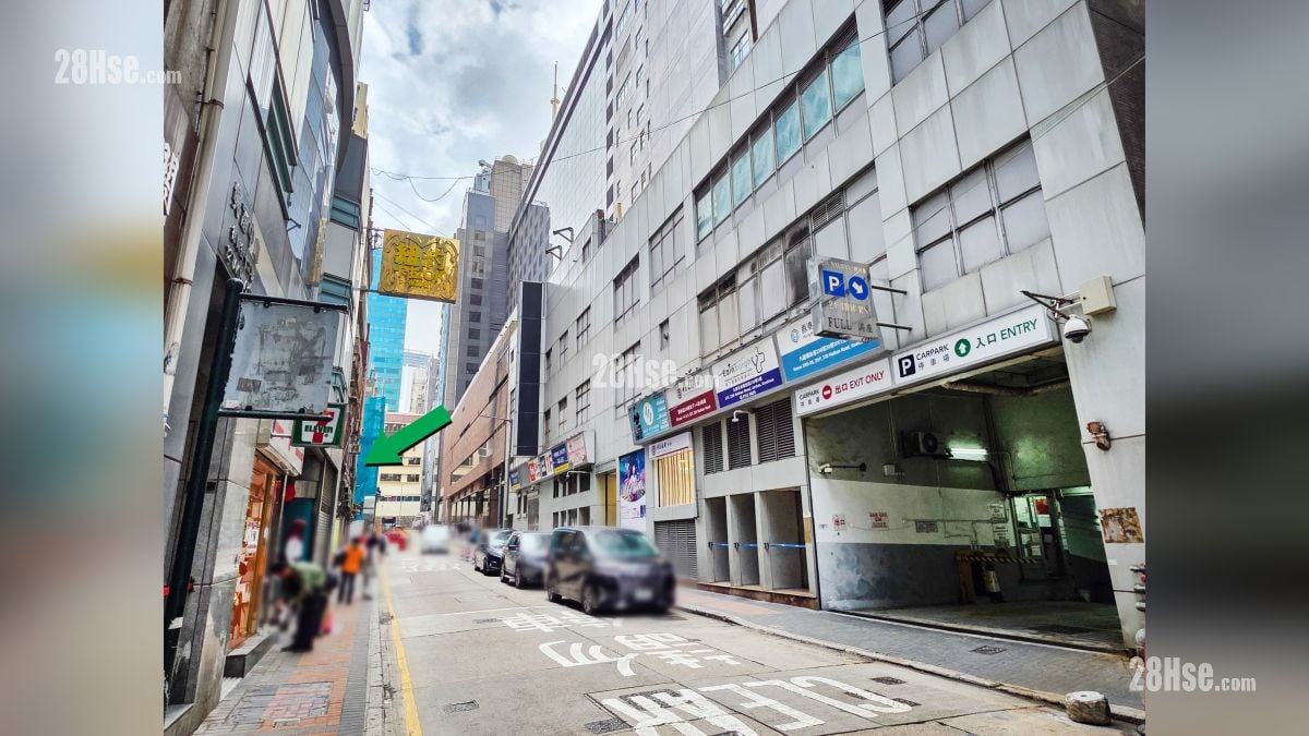 瑜意 屋苑設施環境 項目 (綠色箭嘴部分) 外的德興街