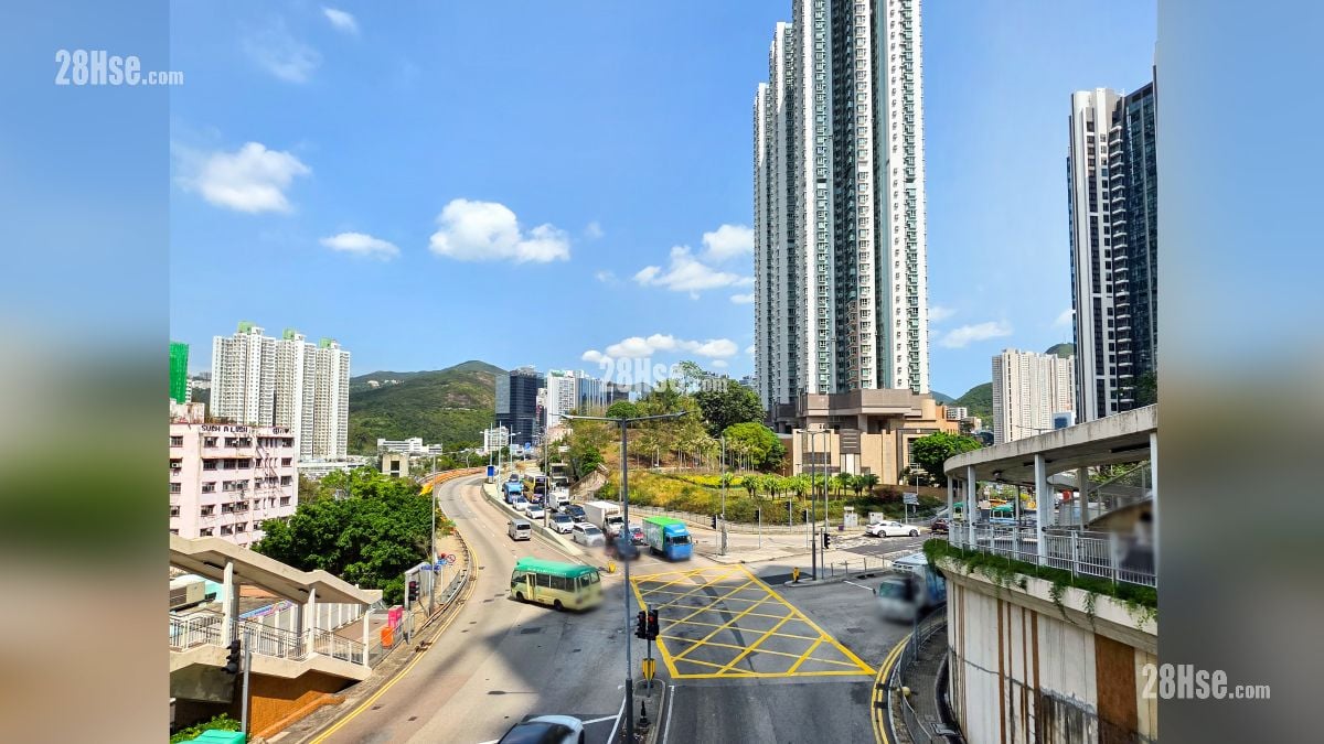 璟南 附近街道 鸭脷洲径 (右方可通往鸭脷洲海旁道)