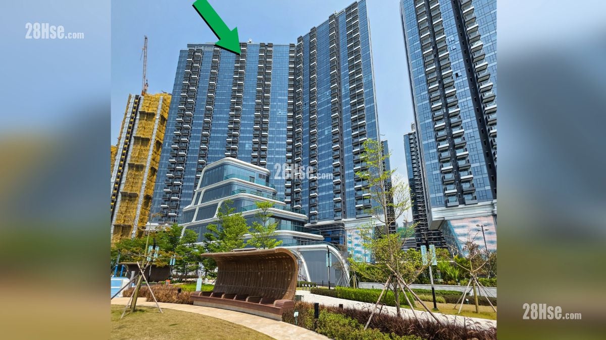 维港湾畔 2B期 主题大厦 从启德海滨花园观看项目 (绿色箭嘴部分)
