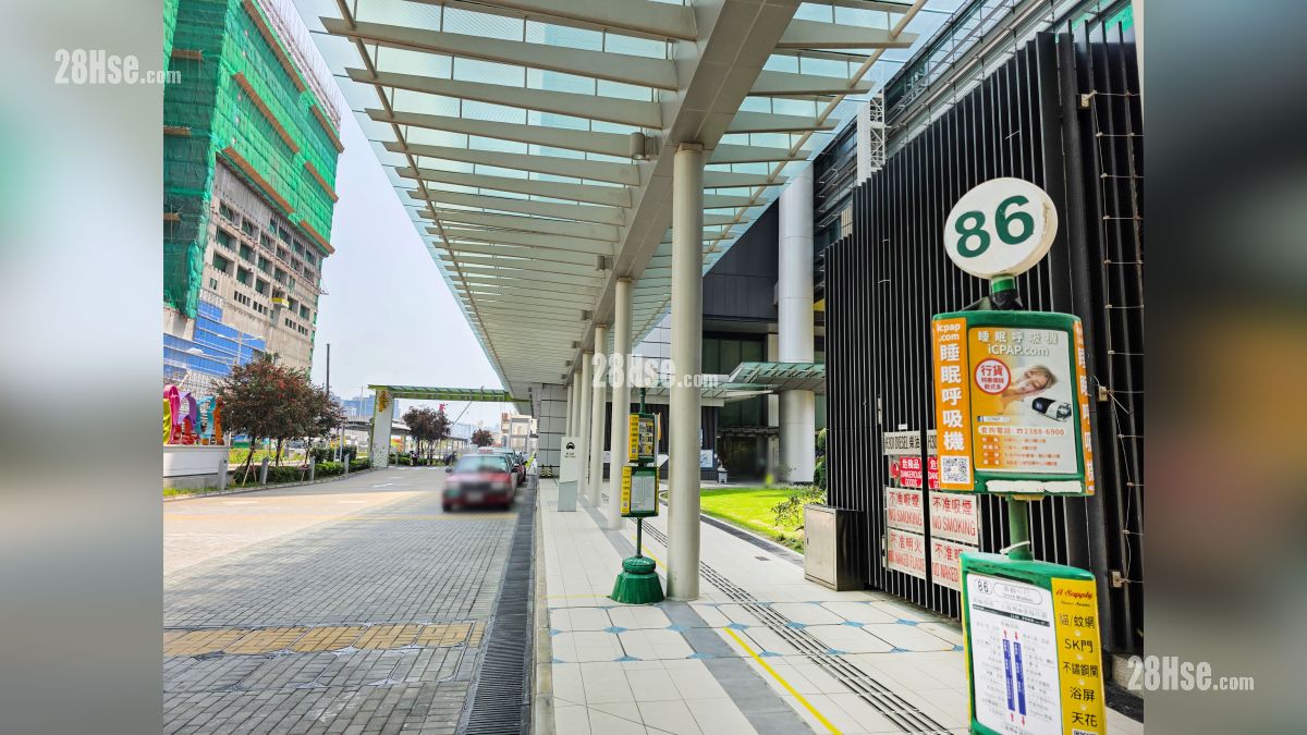 维港湾畔 2B期 交通配套 香港儿童医院设有专线小巴站与的士站