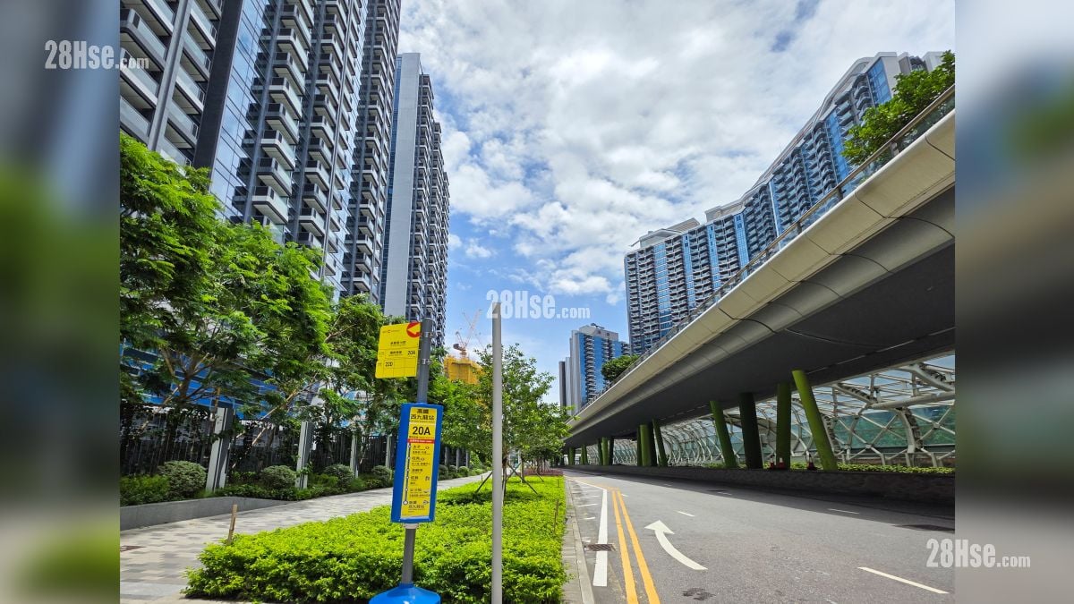 维港湾畔 2B期 交通配套 项目外的承丰道设有城巴巴士站 (20A,22D)