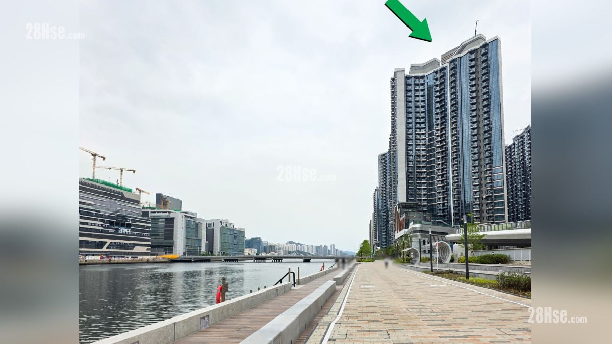 啟德海灣 2 屋苑設施環境 項目 (綠色箭嘴部分) 外的啟德海濱花園