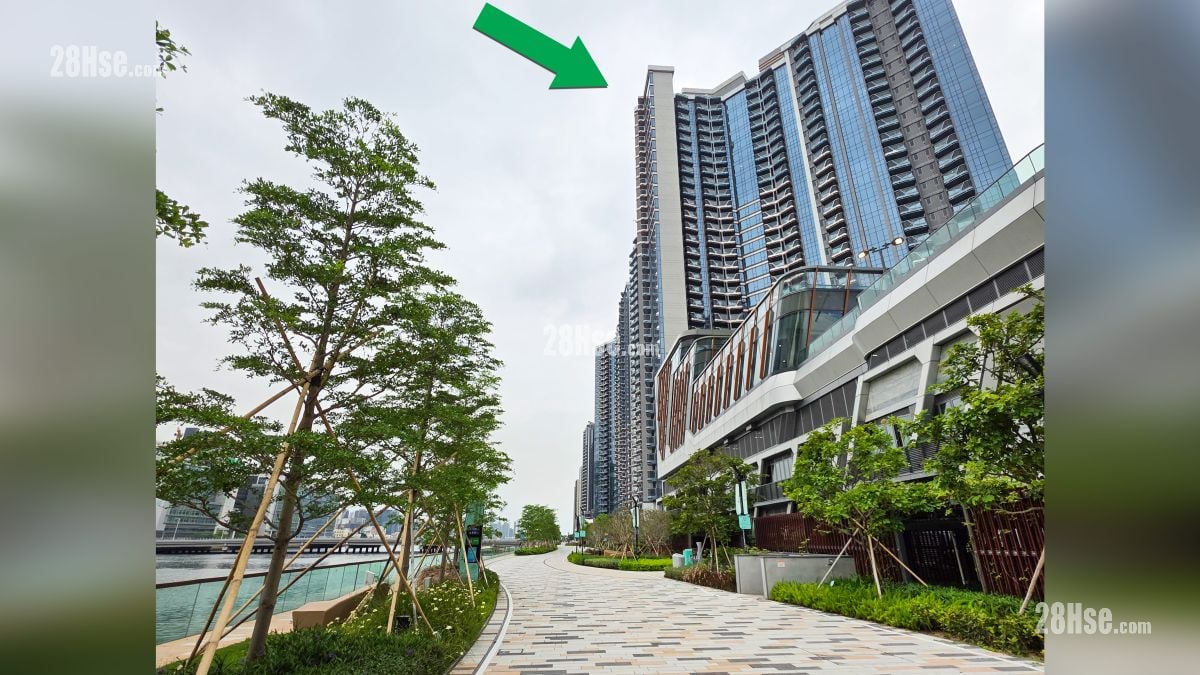 啟德海灣 2 屋苑設施環境 項目 (綠色箭嘴部分) 外的啟德海濱花園