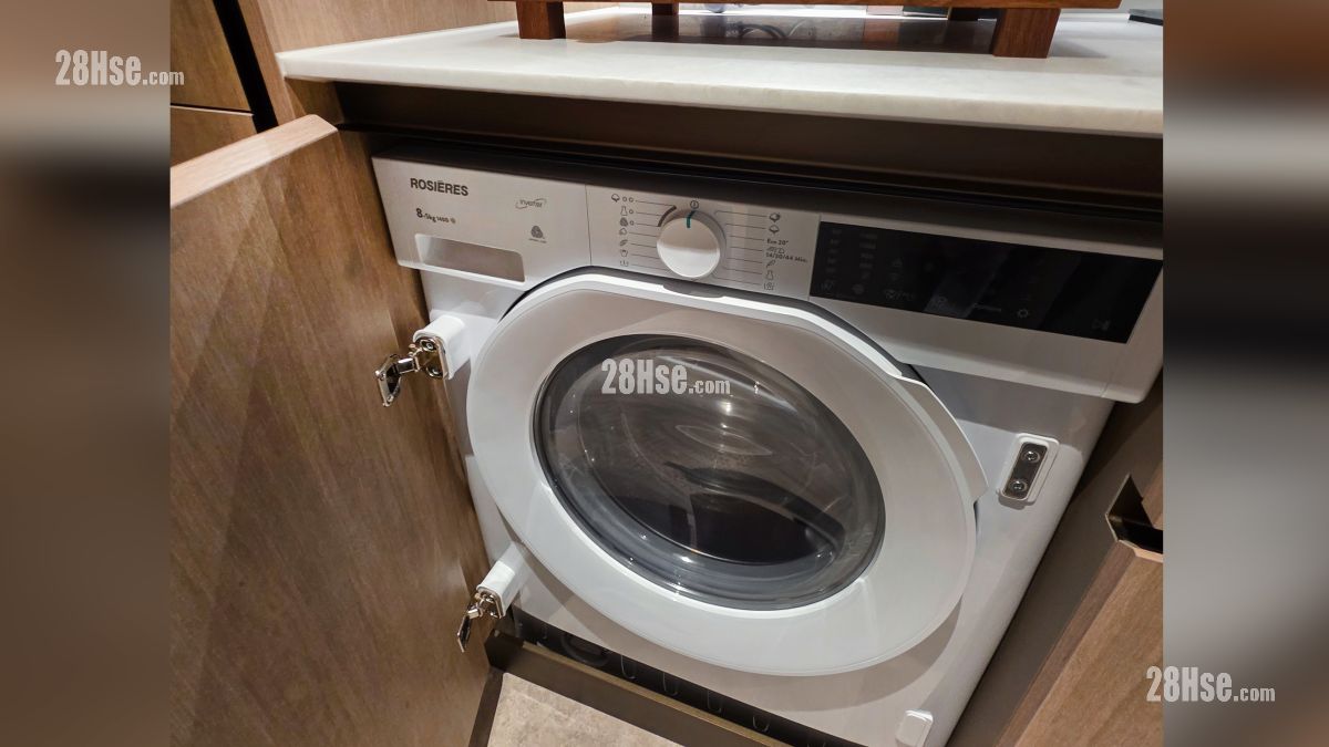 Phase 3 of One Victoria Cove Show Flat