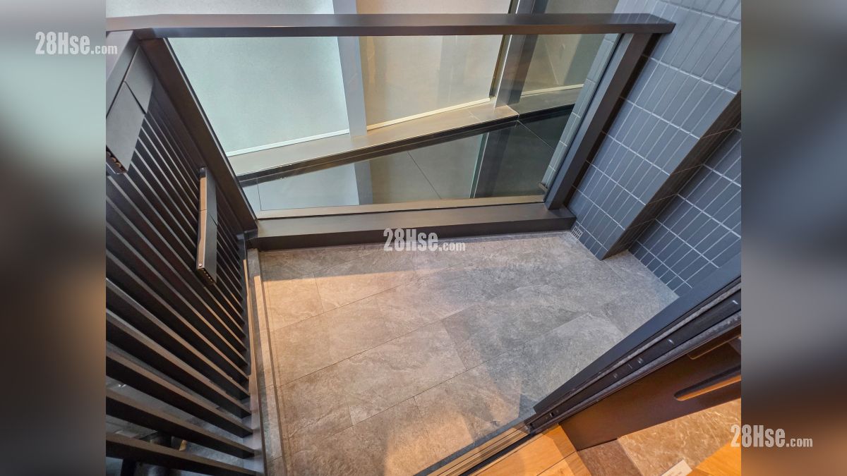 Phase 3 of One Victoria Cove Show Flat