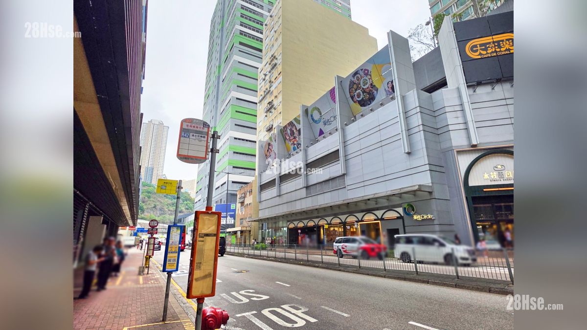 形瑨 交通配套 楊屋道設有巴士站