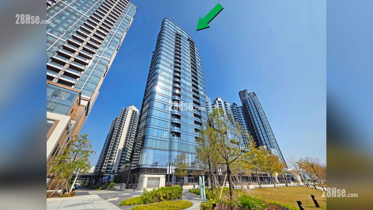 天玺海 2B期 主题大厦 从启德海滨花园观看项目 (绿色箭嘴部分) 外观