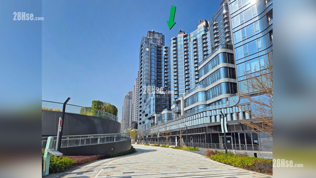 天玺海 2B期 屋苑设施环境 项目 (绿色箭嘴部分) 外的启德海滨花园